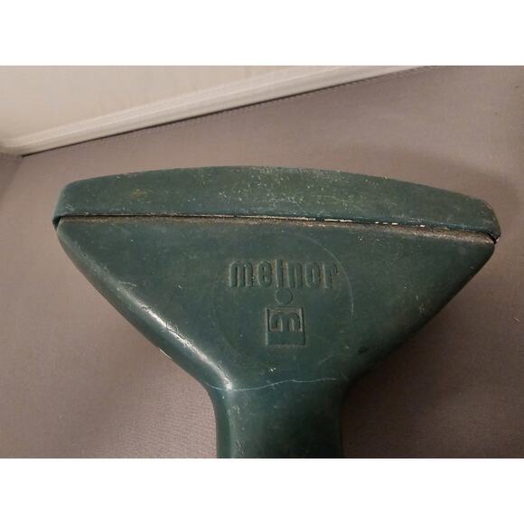 Melnor Fan Hand Spray Garden Hose Nozzle w/Shut Off Valve & Adjustable Spike - Picture 2 of 8